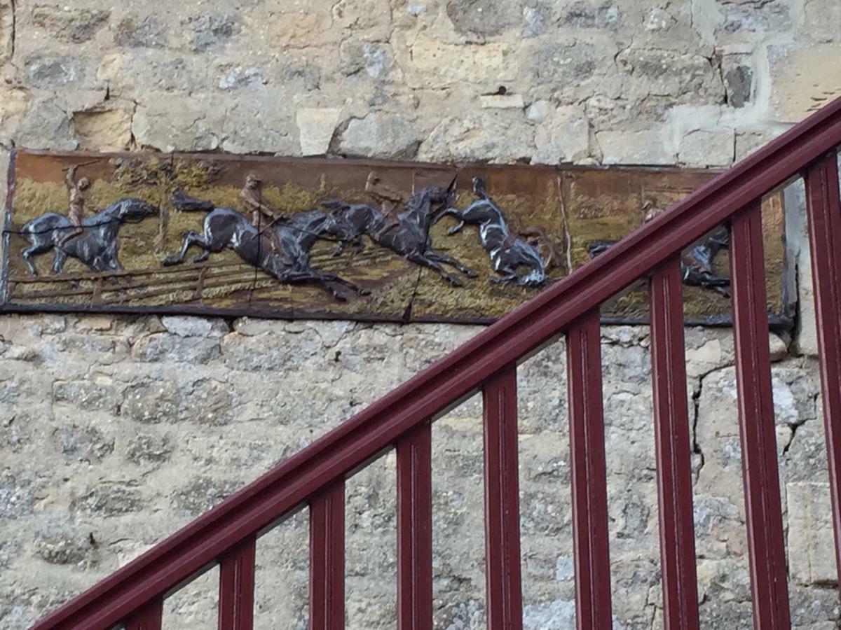 Le Château d'Asnières en Bessin Extérieur photo