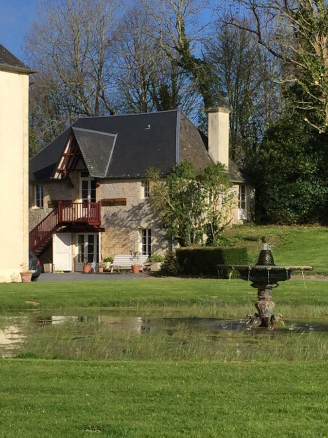 Le Château d'Asnières en Bessin Extérieur photo