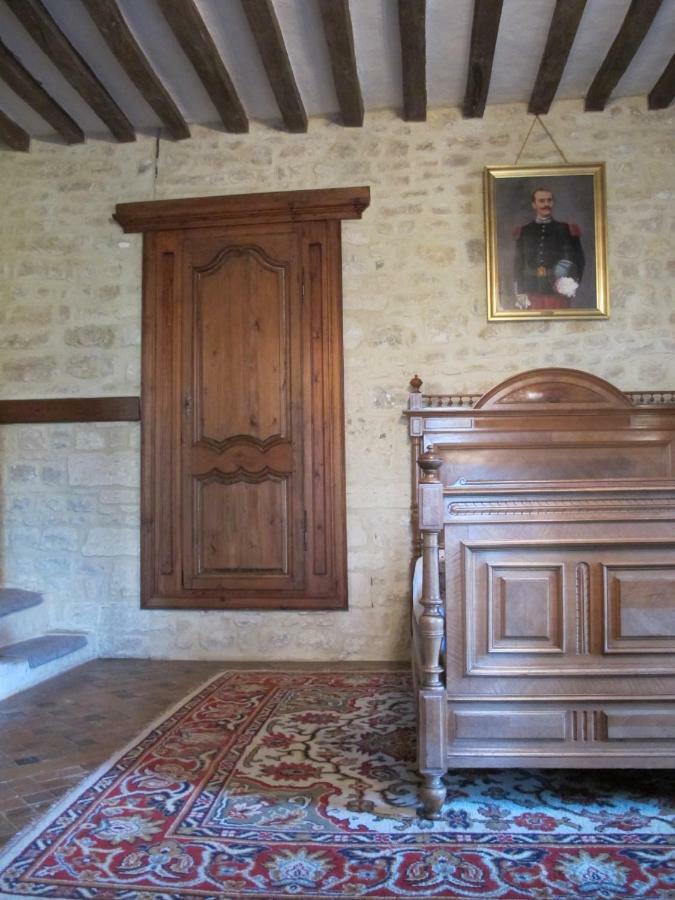 Le Château d'Asnières en Bessin Extérieur photo